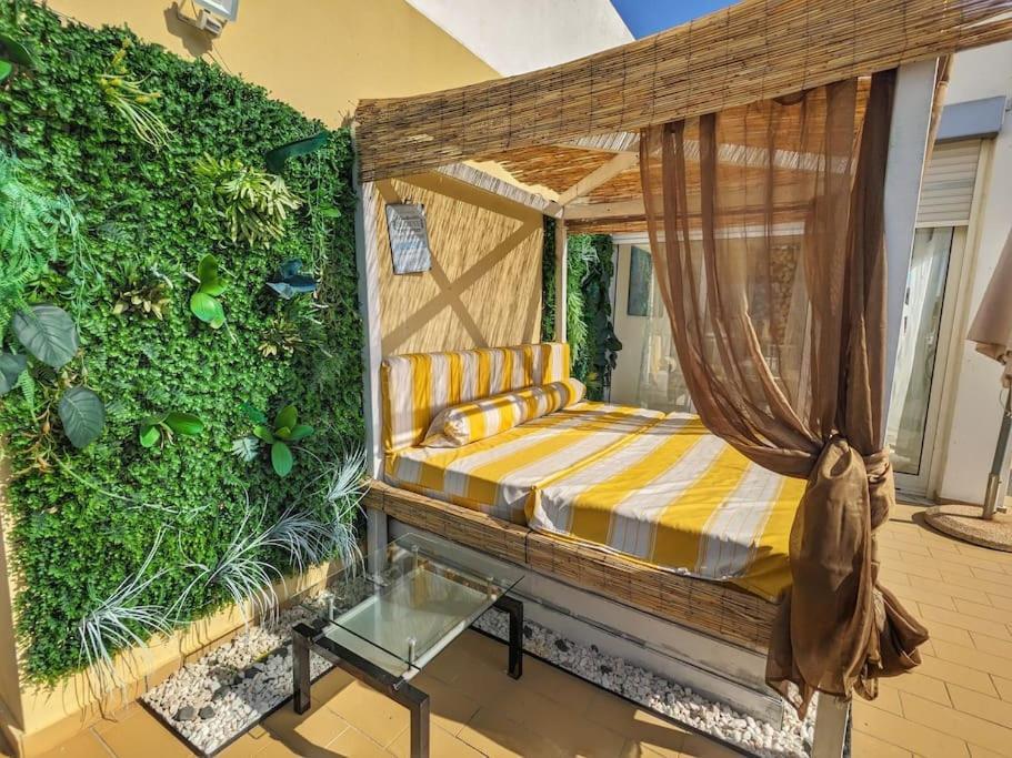 Penthouse With Sea View & Private Terrace Appartement Guia  Buitenkant foto