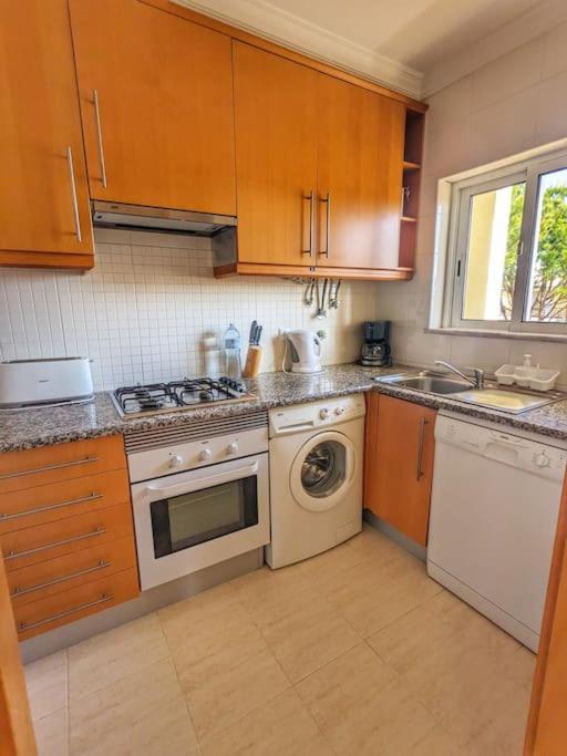 Penthouse With Sea View & Private Terrace Appartement Guia  Buitenkant foto